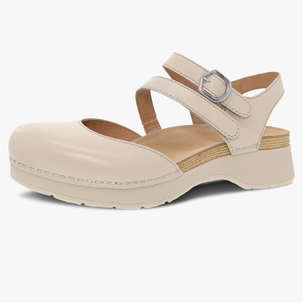 Dansko Womens Slip On Rissa Closed Toe Shoe In Ivory 37 (6.5-7)